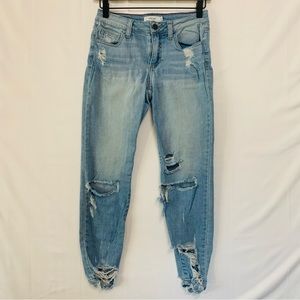 CELLO Light Wash Distressed Jeans Size 3 Juniors